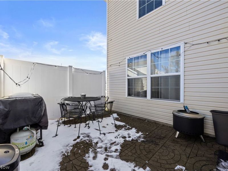 27226 S Emerald Oval, Olmsted Township, OH 44138 Photo 30