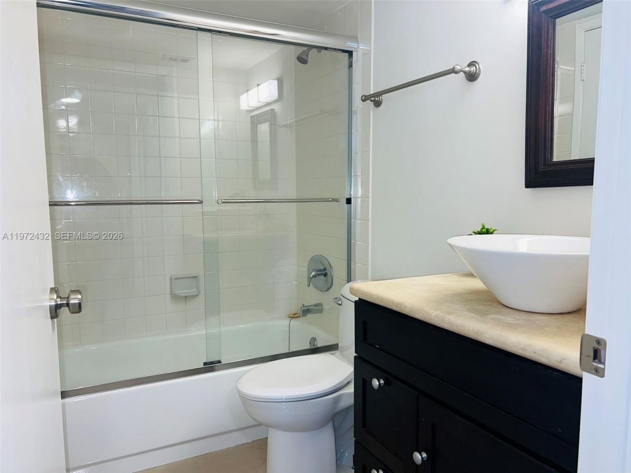 770 Claughton Island Dr, Unit 1601, Miami, FL 33131 Photo