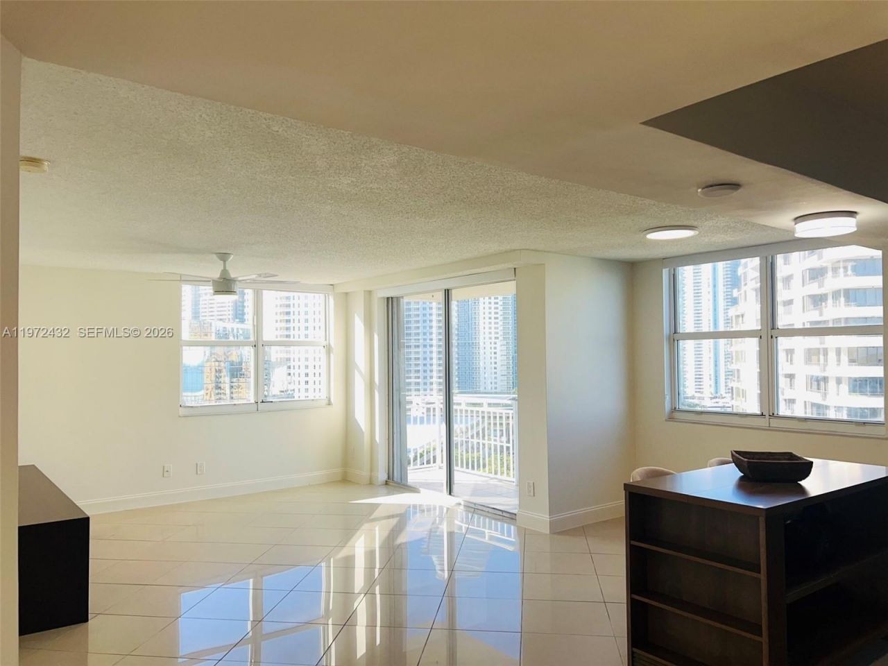 770 Claughton Island Dr, Unit 1601, Miami, FL 33131 Photo