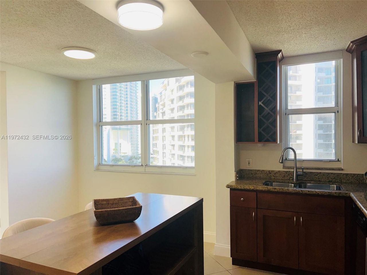 770 Claughton Island Dr, Unit 1601, Miami, FL 33131 Photo