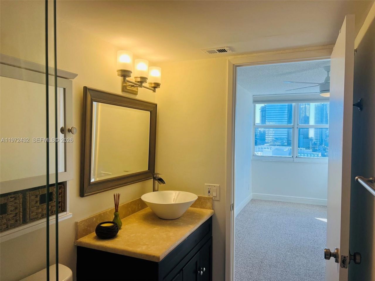 770 Claughton Island Dr, Unit 1601, Miami, FL 33131 Photo