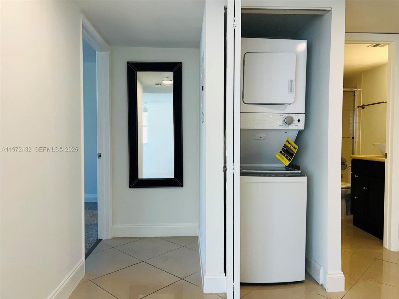 770 Claughton Island Dr, Unit 1601, Miami, FL 33131 Photo