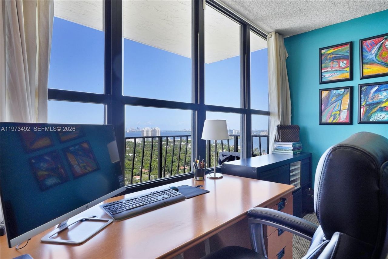 780 NE 69th St, Unit 2404, Miami, FL 33138 Photo