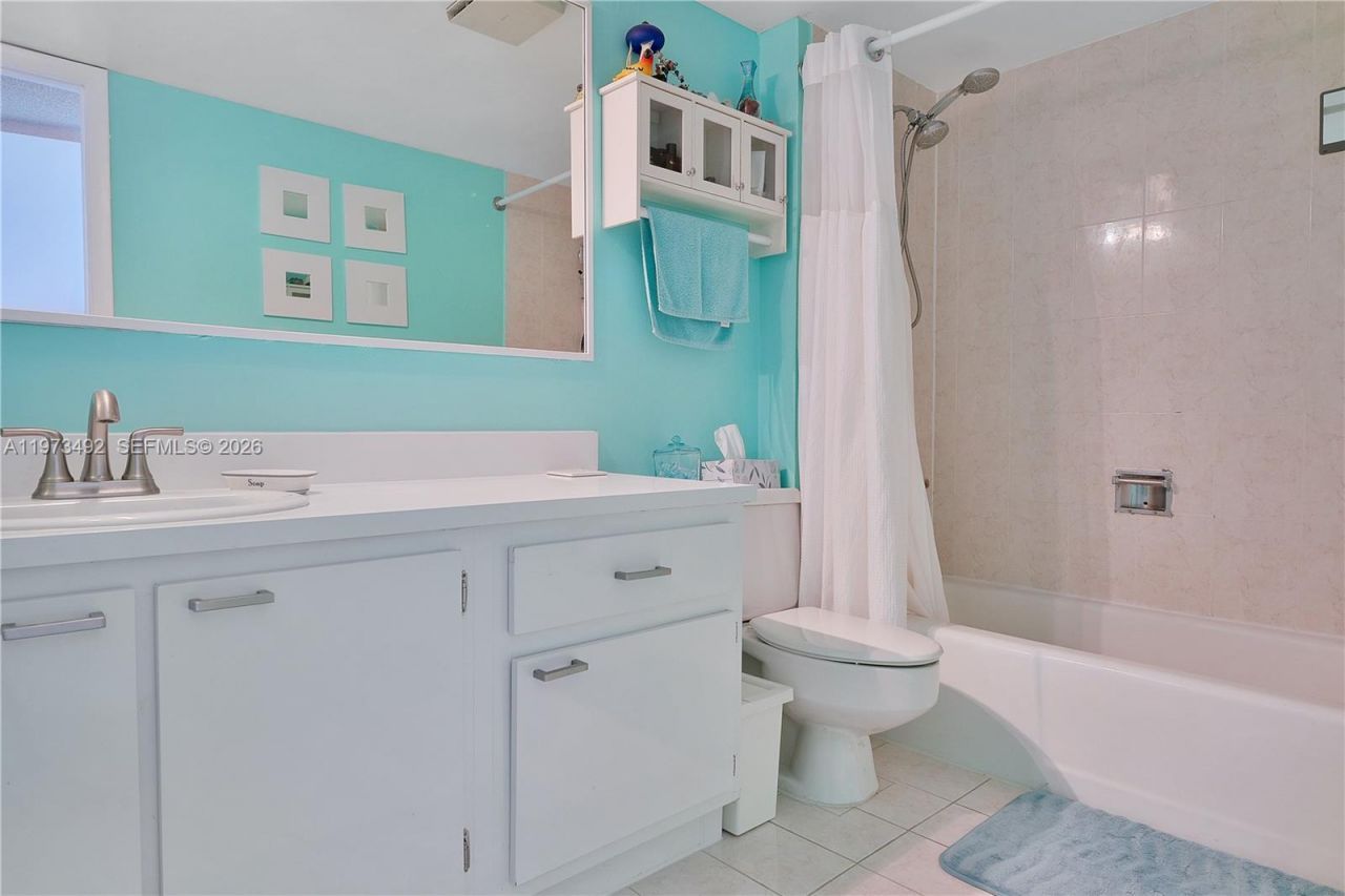 780 NE 69th St, Unit 2404, Miami, FL 33138 Photo