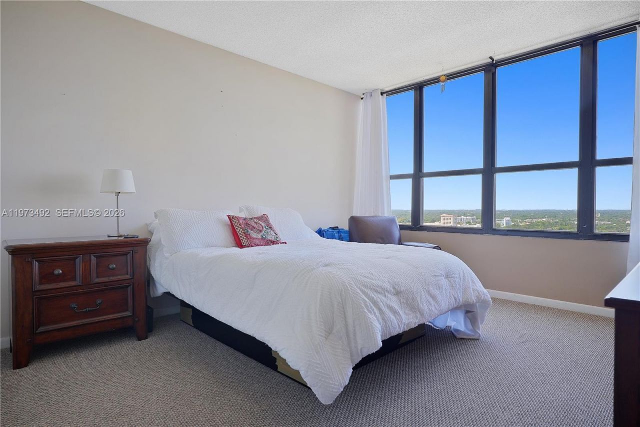 780 NE 69th St, Unit 2404, Miami, FL 33138 Photo