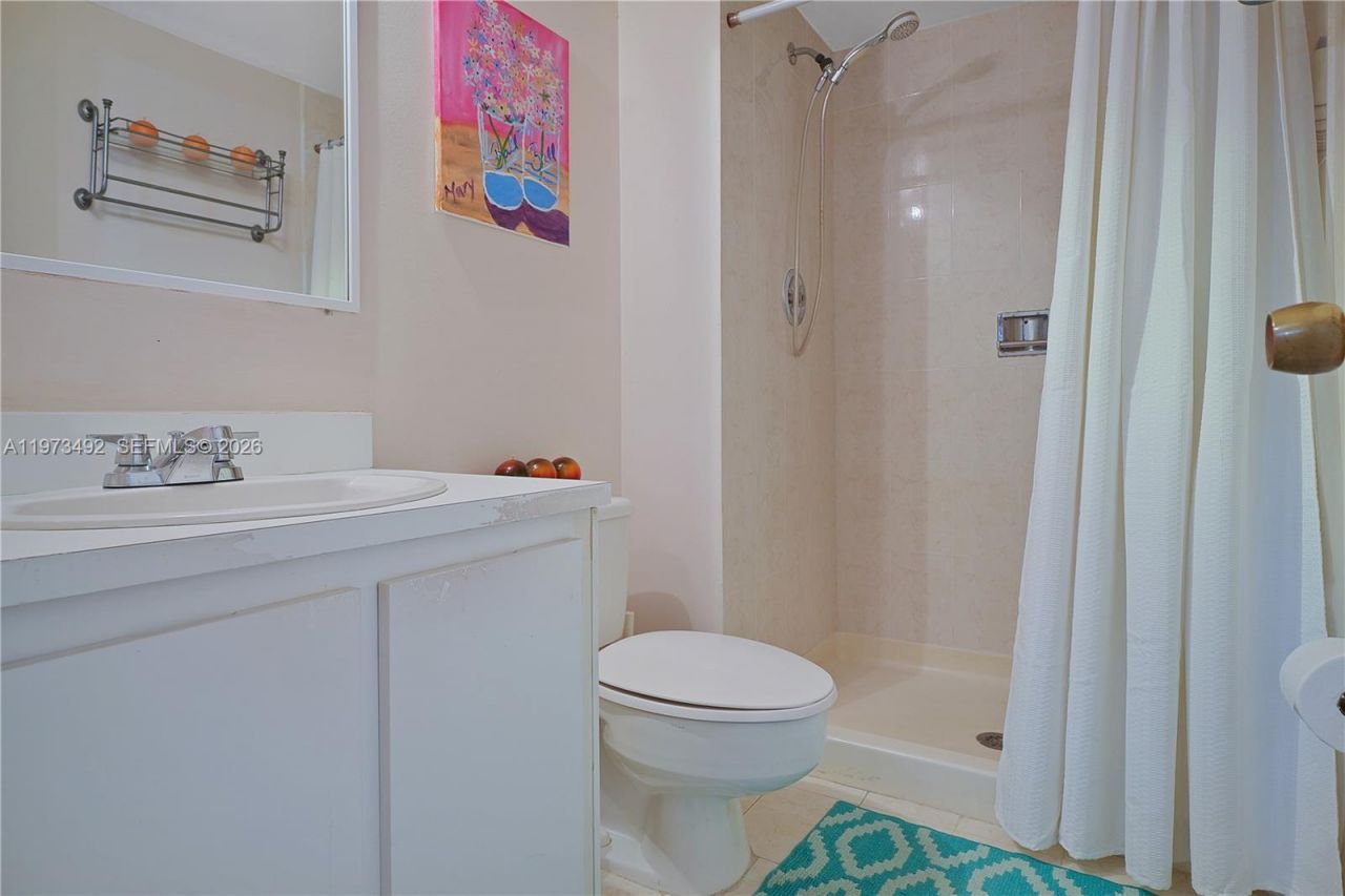 780 NE 69th St, Unit 2404, Miami, FL 33138 Photo