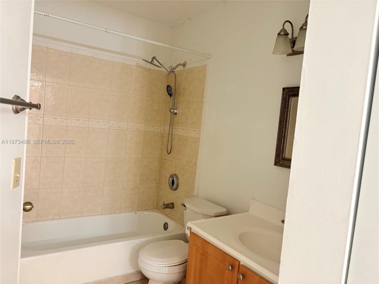 18304 NW 68th Ave, Unit C, Hialeah, FL 33015 Photo