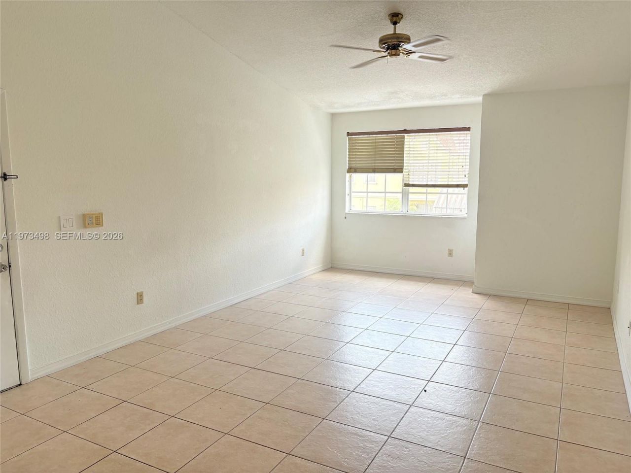 18304 NW 68th Ave, Unit C, Hialeah, FL 33015 Photo