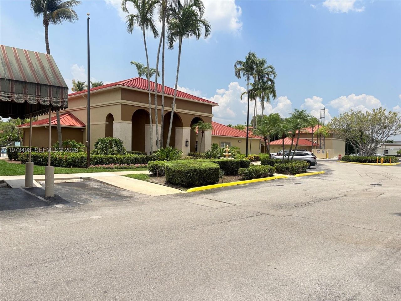 18304 NW 68th Ave, Unit C, Hialeah, FL 33015 Photo
