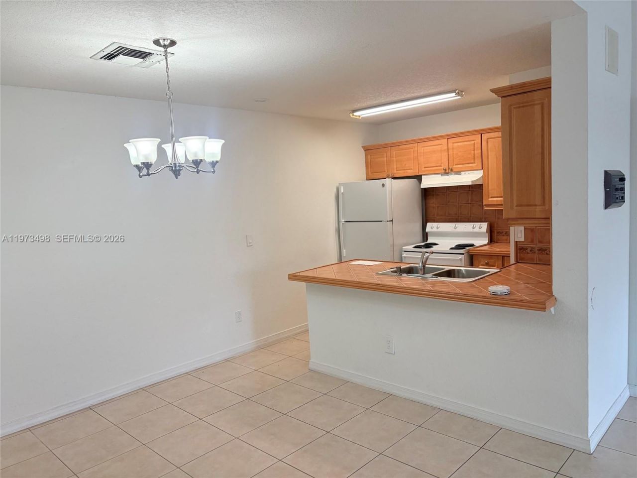 18304 NW 68th Ave, Unit C, Hialeah, FL 33015 Photo