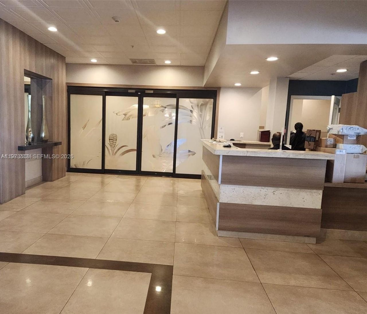 3731 N Country Club Dr , Unit 1124, Aventura, FL 33180 Photo