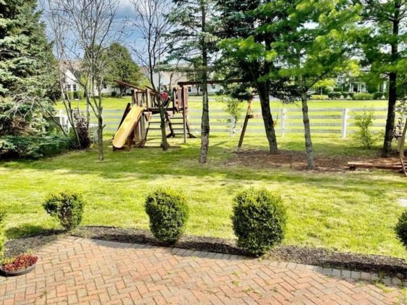 7133 Winterbek Avenue , New Albany, OH 43054 Photo 3