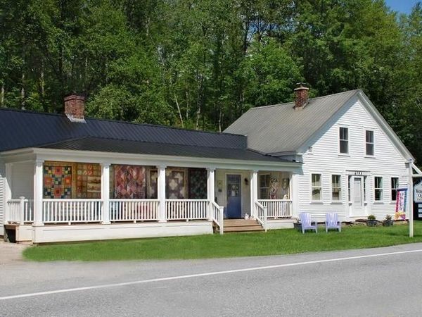 6795 VT Route 100, Londonderry, VT 05148