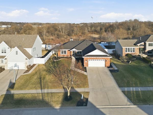 542 Doxbury Lane, New Lenox, IL 60451