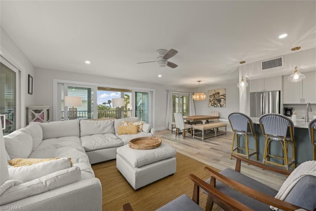 585 E Gulf Dr, Unit A2, Sanibel, FL 33957 Photo