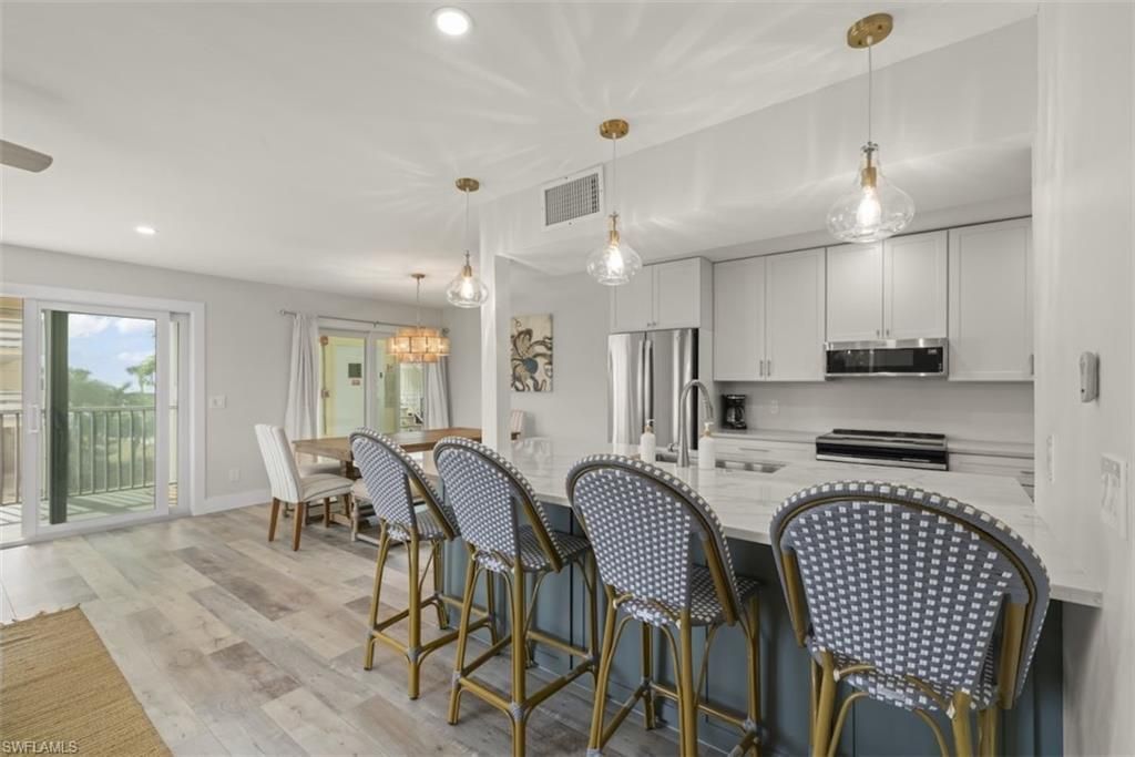 585 E Gulf Dr, Unit A2, Sanibel, FL 33957 Photo