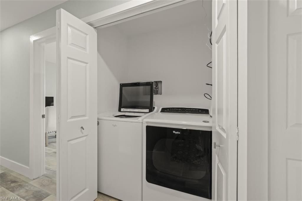 585 E Gulf Dr, Unit A2, Sanibel, FL 33957 Photo