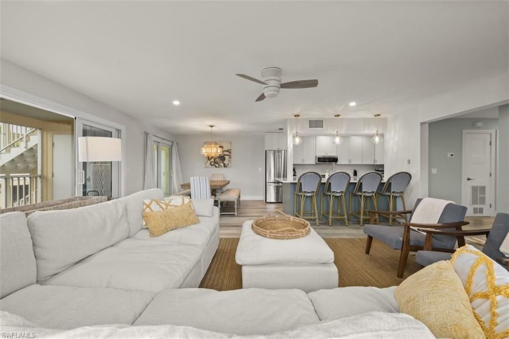 585 E Gulf Dr, Unit A2, Sanibel, FL 33957 Photo