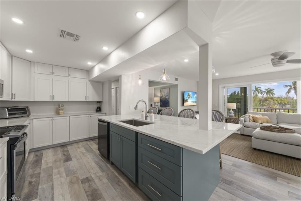 585 E Gulf Dr, Unit A2, Sanibel, FL 33957 Photo