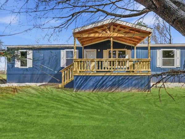 206 Rhett Court , Aurora, TX 76078