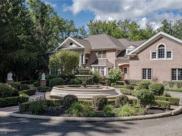 2140 County Line Road, Gates Mills, OH 44040
