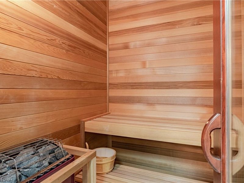 2140 County Line Road, Gates Mills, OH 44040 Photo 17