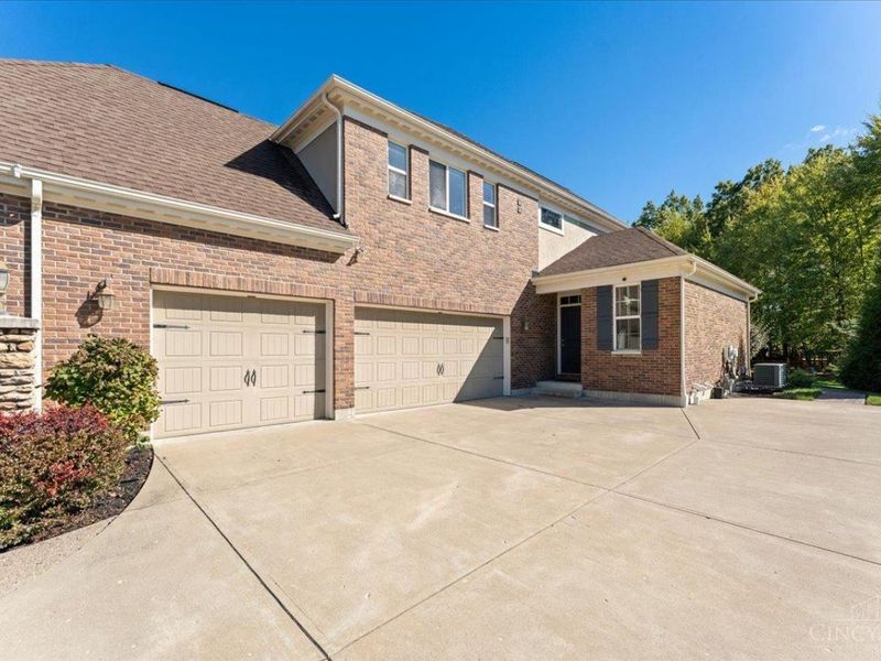 1262 Bluegrass Boulevard, Batavia Twp, OH 45103 Photo 4