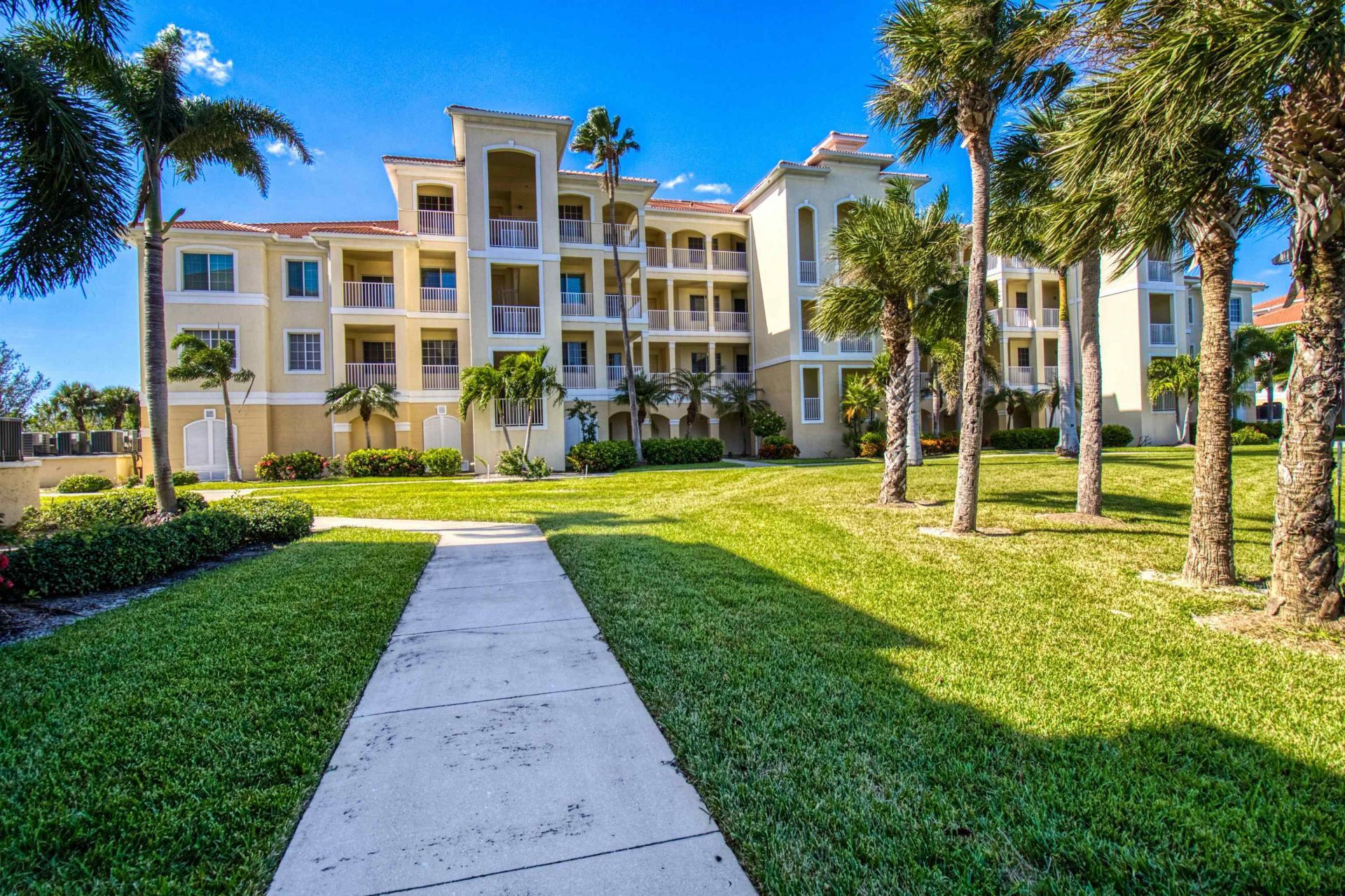 20021 Sanibel View Cir, Unit 101, Fort Myers, FL 33908 Photo