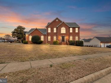 6910 GOVERNORS GRANT LANE, FREDERICKSBURG, VA 22407