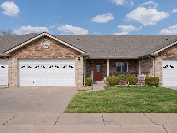 607 Saint Andrews Circle , Grove, OK 74344
