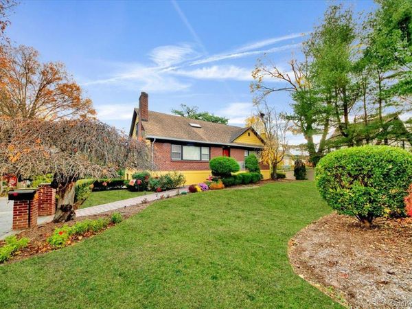 169 Old Mamaroneck Road , White Plains, NY 10605