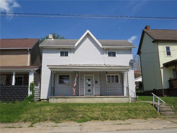 320 S Broadway St, Scottdale, PA 15683