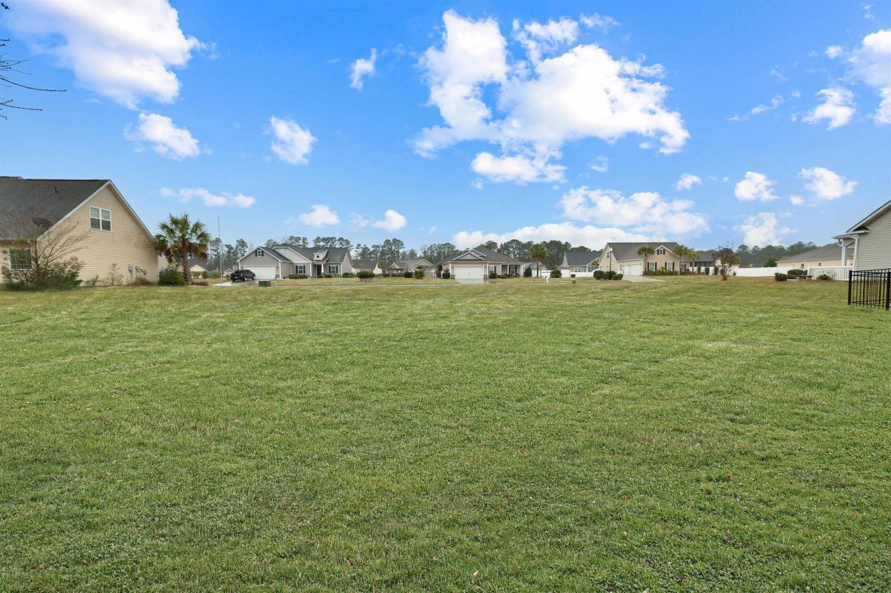 306 Moulton Dr. Photo 5