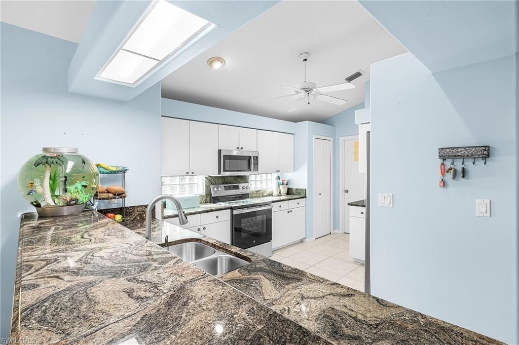 9391 Palm Island Cir, North Fort Myers, FL 33903 Photo