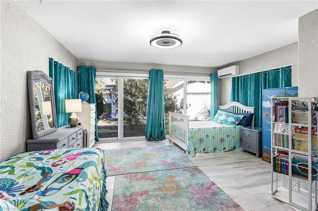 9391 Palm Island Cir, North Fort Myers, FL 33903 Photo