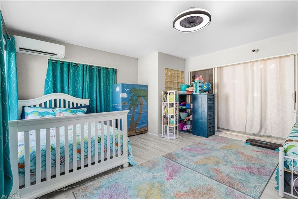 9391 Palm Island Cir, North Fort Myers, FL 33903 Photo