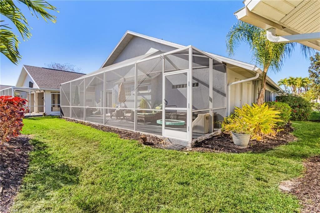 9391 Palm Island Cir, North Fort Myers, FL 33903 Photo