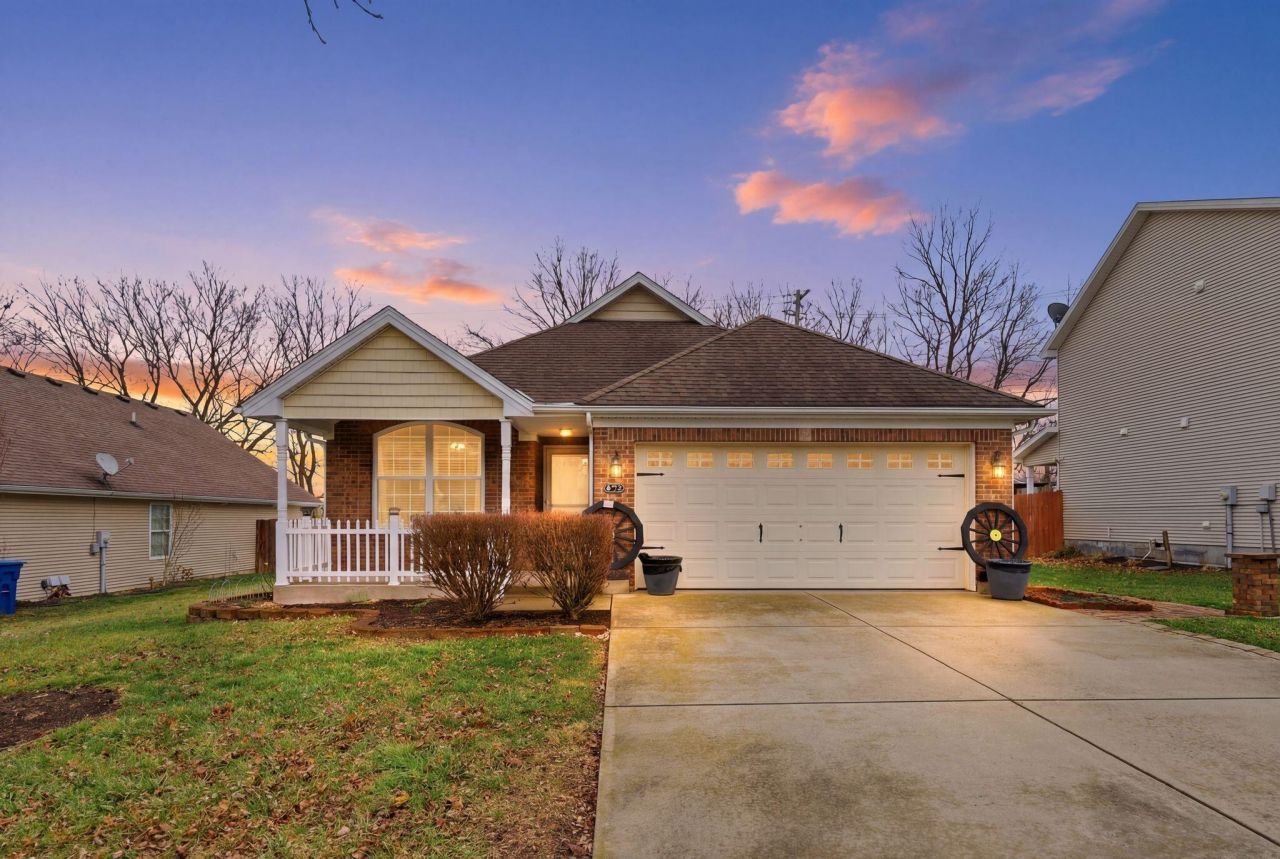 152 Sutton Pl Boulevard, Georgetown, KY 40324 Main Photo