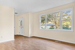 1136 Lakeshore Drive photo 4