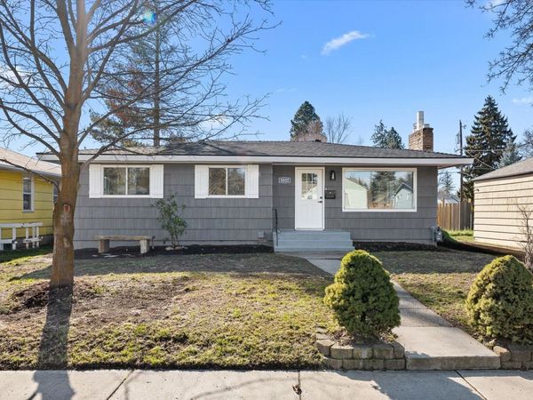 3527 W W Wellesley Ave, Spokane, WA 99205