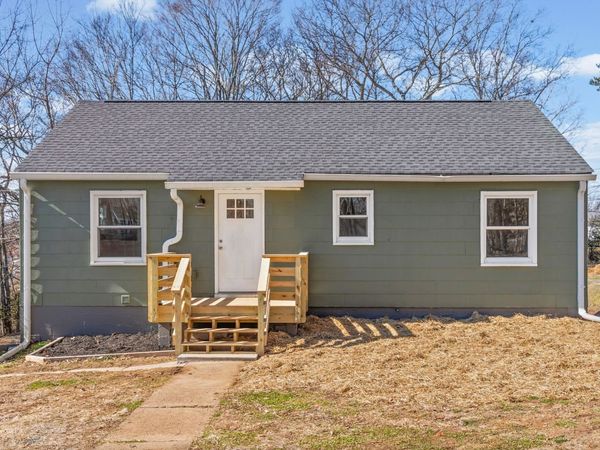 1214 Talley Dr , Clarksville, TN 37040