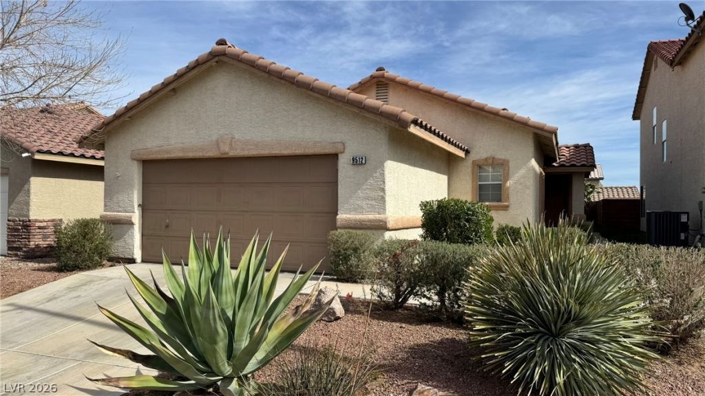 9512 Chanticleer Court, Las Vegas, NV 89129 Main Photo
