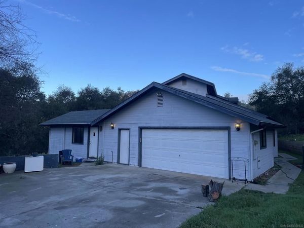 13720 Misty Oak Rd, Valley Center, CA 92082