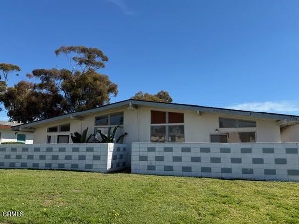 728 Sidonia Avenue, Ventura, CA 93003