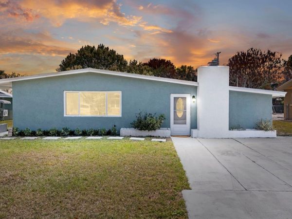 1013 Hispana Ave, Fort Pierce, FL 34982