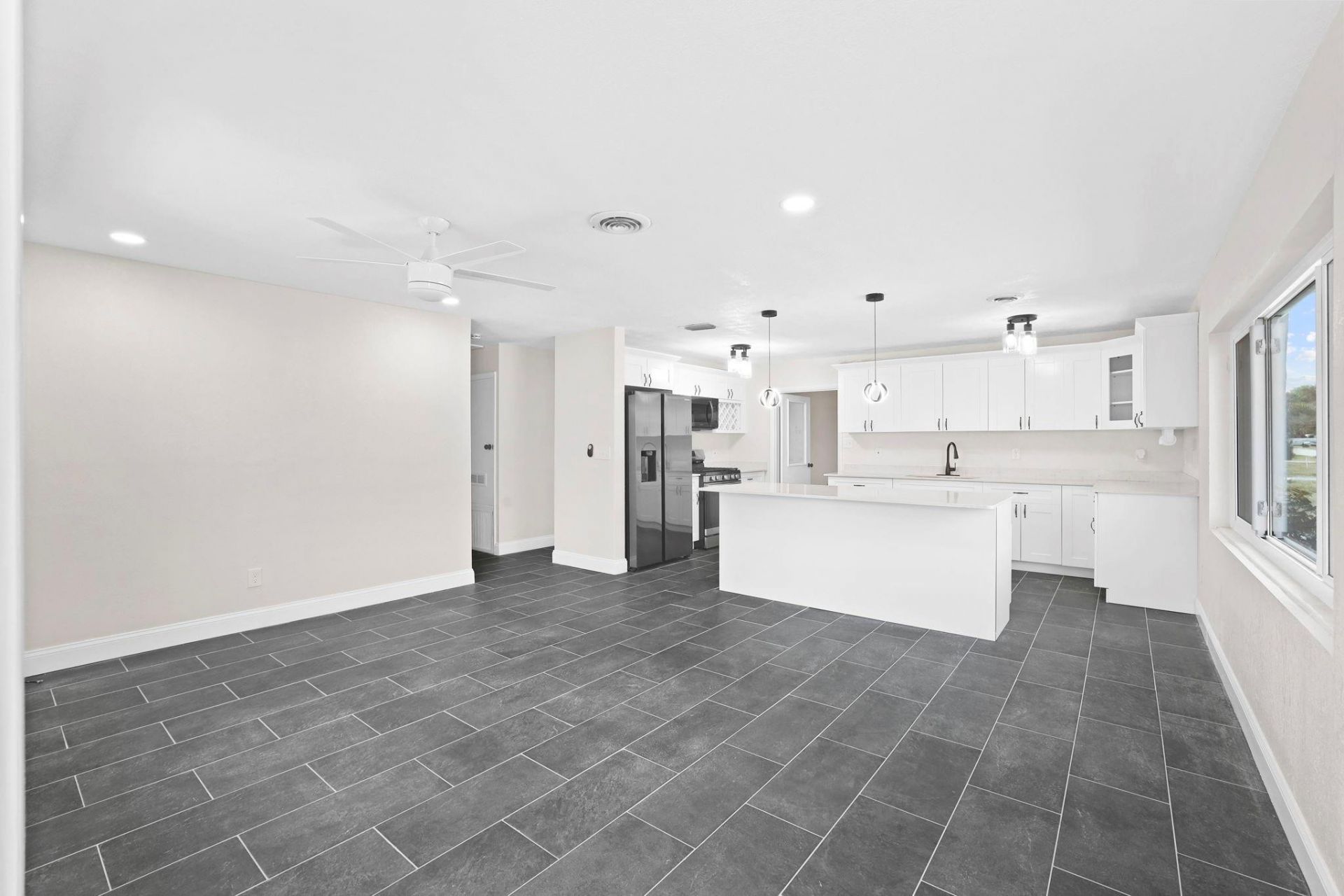 1013 Hispana Avenue, Fort Pierce, FL 34982 Photo