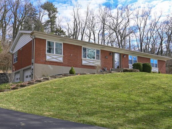 698 Cedar Knolls Court, Anderson Twp, OH 45230