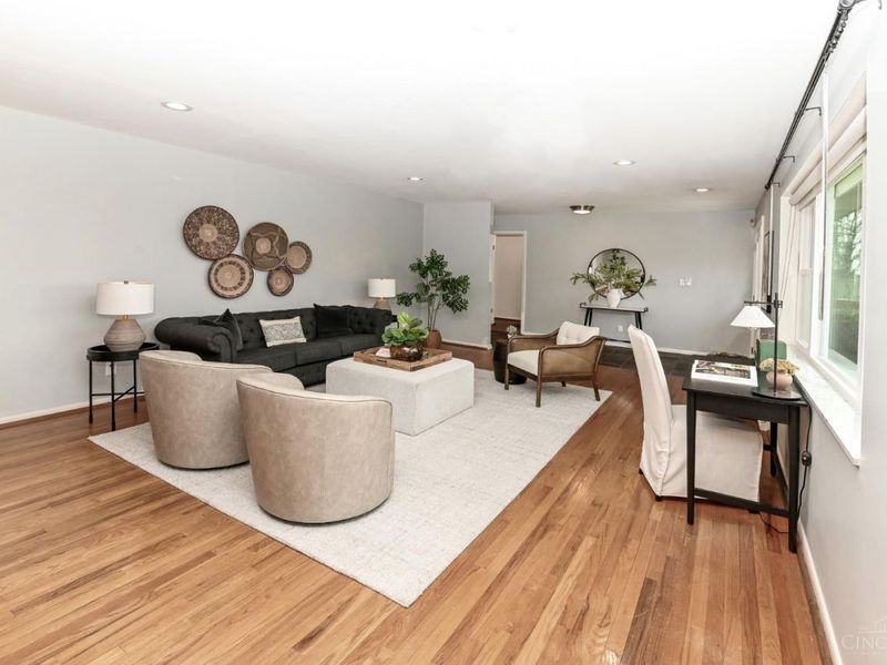 698 Cedar Knolls Court, Anderson Twp, OH 45230 Photo 6