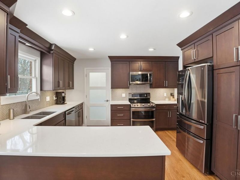 1858 Foxhollow Drive, Anderson Twp, OH 45255 Photo 12