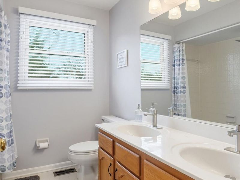 1858 Foxhollow Drive, Anderson Twp, OH 45255 Photo 37